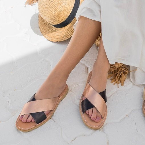 Sandalias Crossover en rosa medianoche