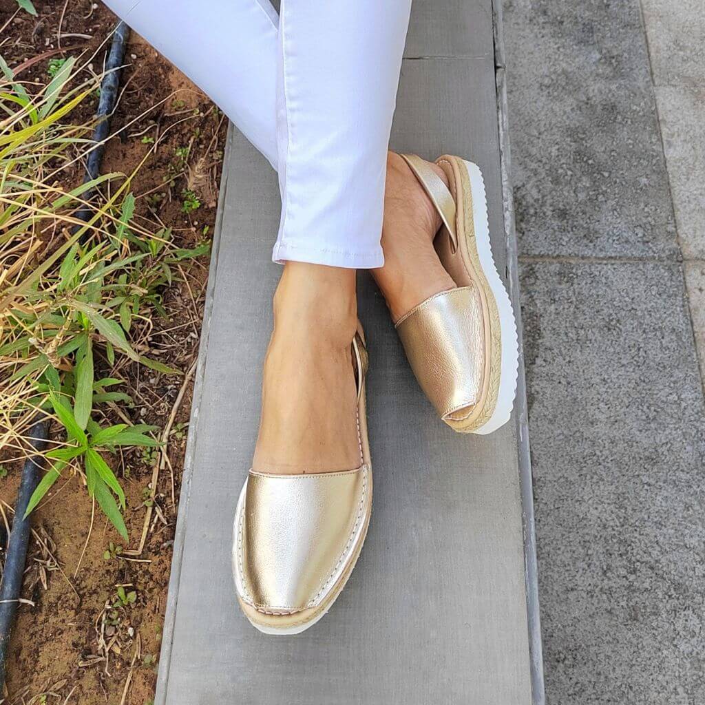 Lola Lowform en champán