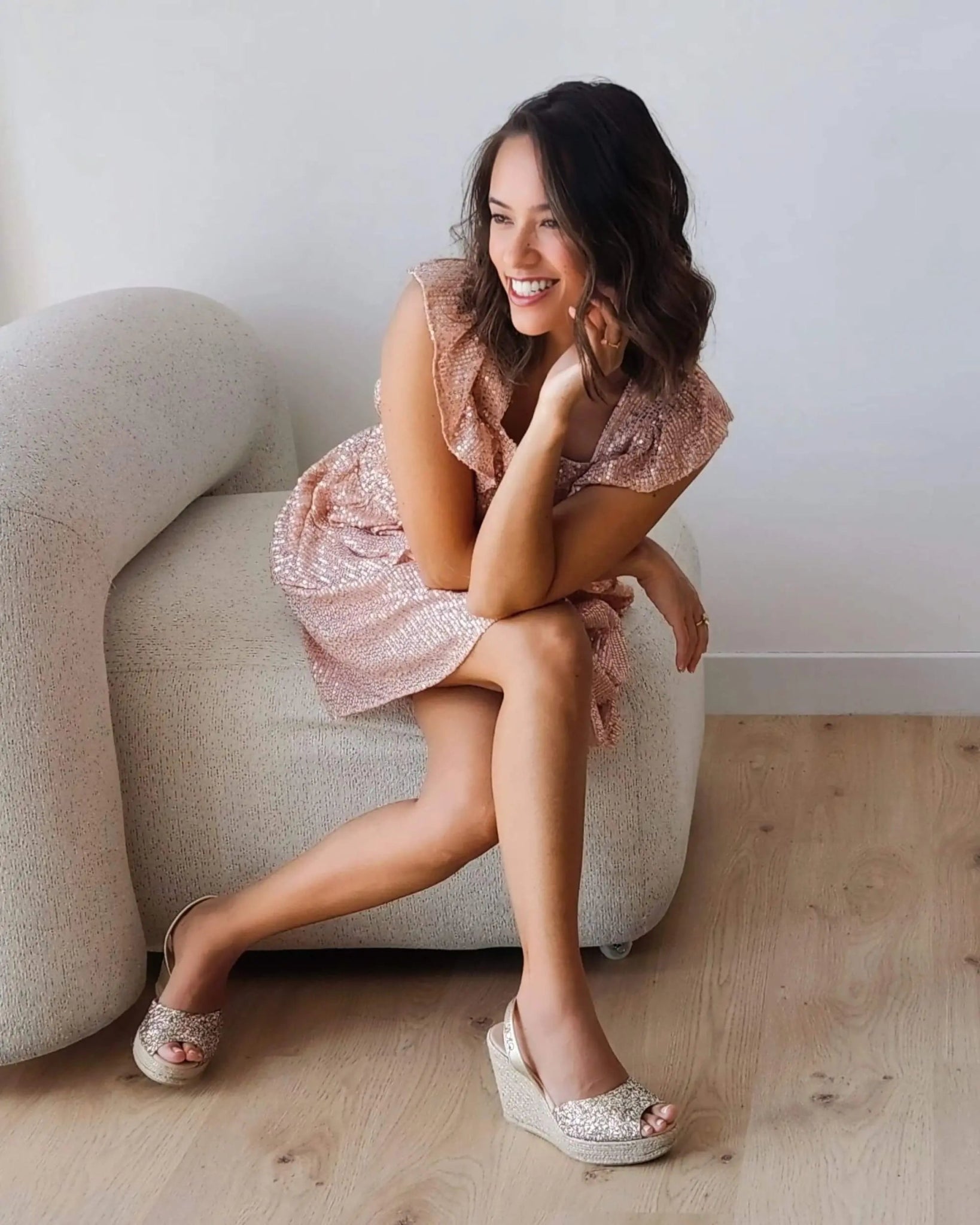 Alpargatas de cuña Roxy con purpurina color champán